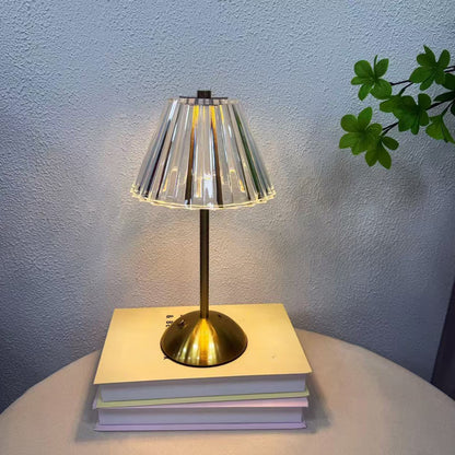 Lampe de table LED en cristal rechargeable – Lampe sans fil tactile avec intensité réglable, 3 couleurs d'éclairage, chargement USB-C et base en métal doré