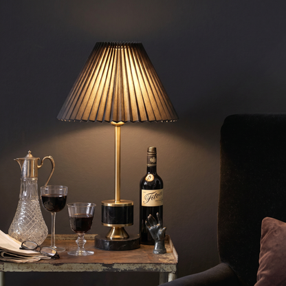 Lampe de table Plissé Noir – Lampe décorative plissée noire avec détails dorés