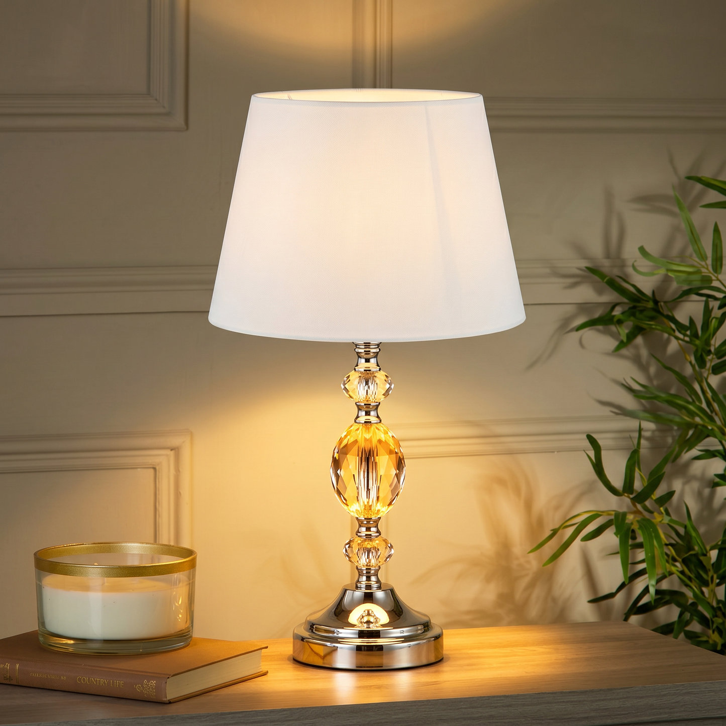 Lampe de table en cristal Aurelia – Lampe décorative argentée avec abat-jour en tissu blanc