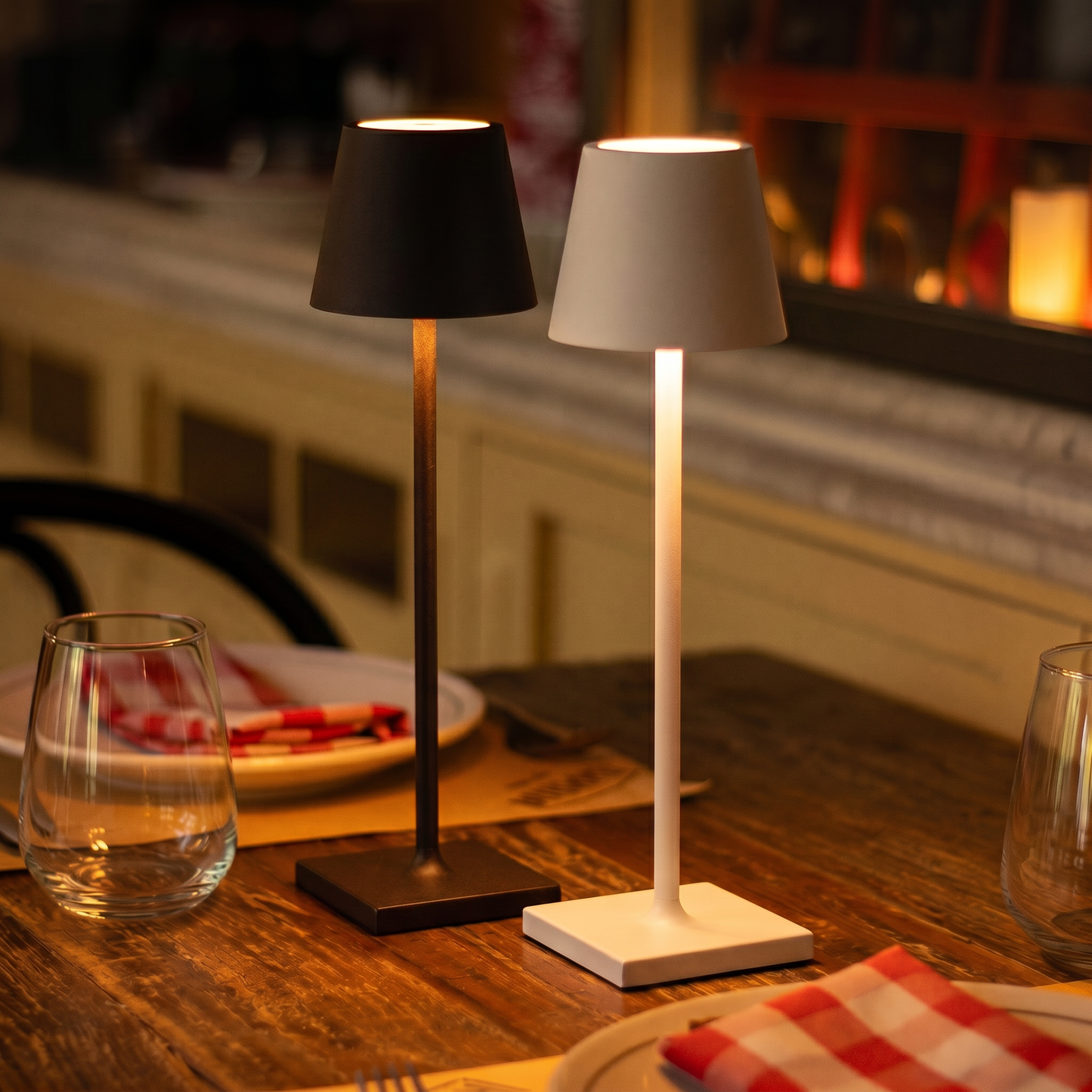 Lampe de table à LED sans fil – Rechargeable, tactile à intensité variable (3 modes d'éclairage), (blanc, noir)